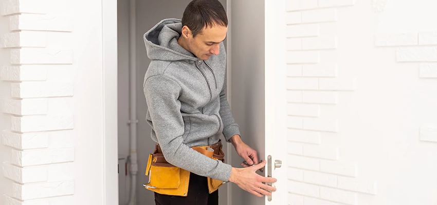 Nighttime Locksmith Near Me in Santa Clarita, CA